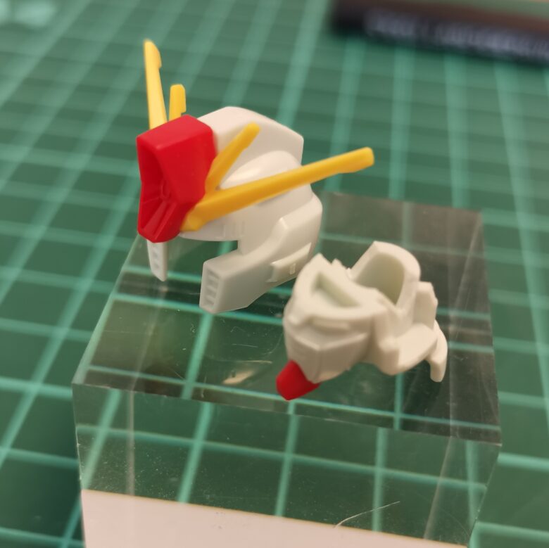 HGUC ファーヴニル制作記録(ZZ頭部の後ハメ加工) | GUNDAM PRESS